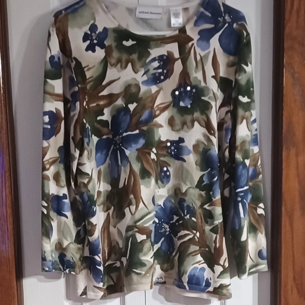 Alfred Dunner, Floral qtr sleeve, round neck, L, beading